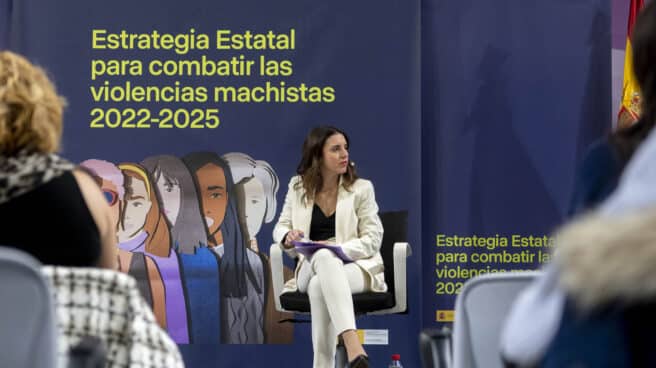 Al menos 338 condenados por delitos sexuales se han beneficiado por la ley del 'solo sí es sí' La ministra de Igualdad, Irene Montero, en la presentación de la Estrategia Estatal para combatir las Violencias Machistas 2022-2025