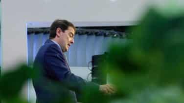 El Gobierno da por buena la "rectificación" de Castilla y León con el aborto aunque avisa de que seguirá vigilante