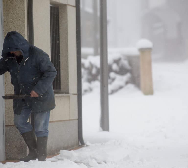 El tiempo que trae febrero: frío, nevadas abundantes y temperaturas más bajas de lo normal