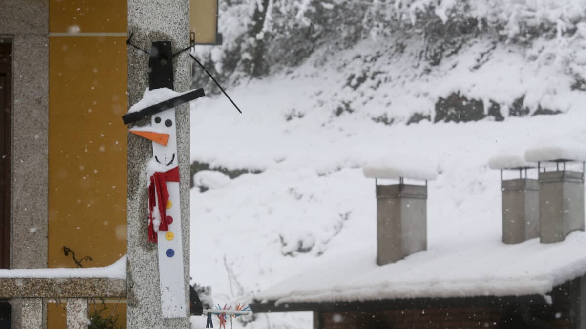 El tiempo para este fin de semana, marcado por la nieve en España y el frío