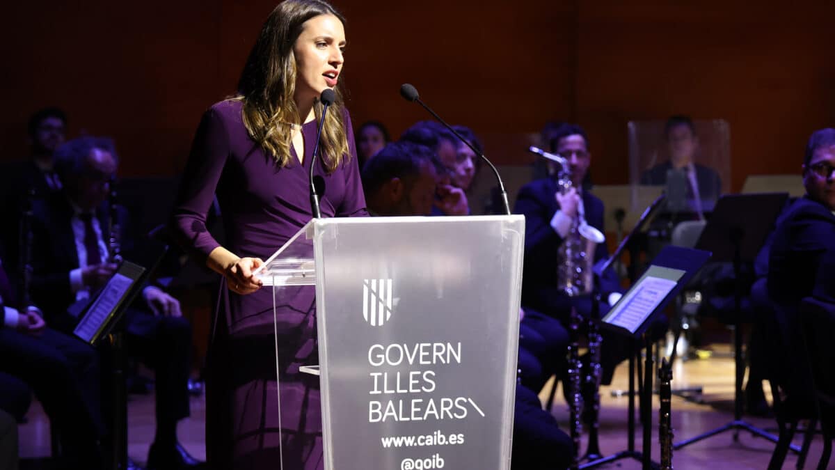 La ministra de Igualdad, Irene Montero interviene en el acto de homenaje y retorno de los restos de Aurora Picornell i les Roges del Molinar