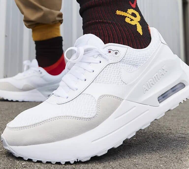 Tus nuevas zapatillas Nike Air Max SYSTM ¡ahora tienen un 40% de descuento!