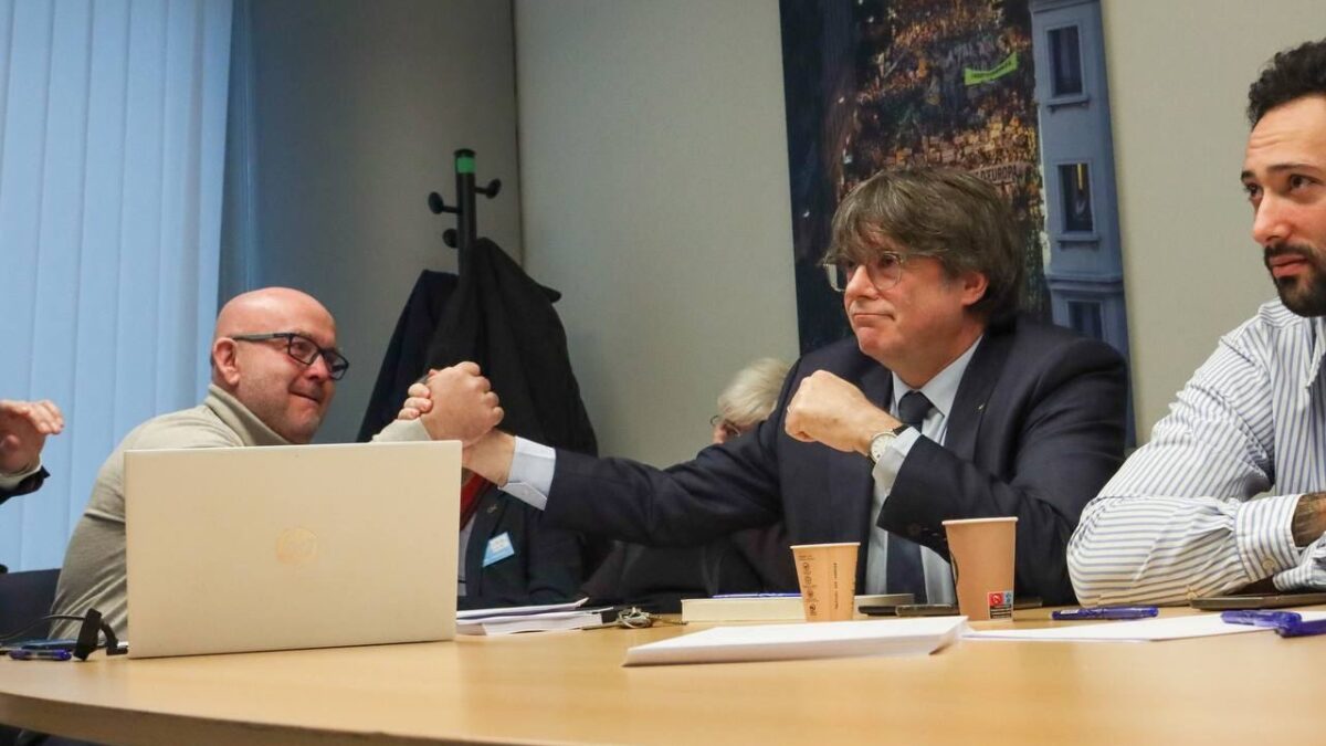 Donde está puigdemont 2022