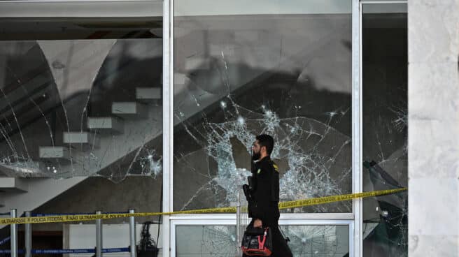 Una muestra de los destrozos en el Supremo de Brasil Destrozos en el Supremo Tribunal de Brasil