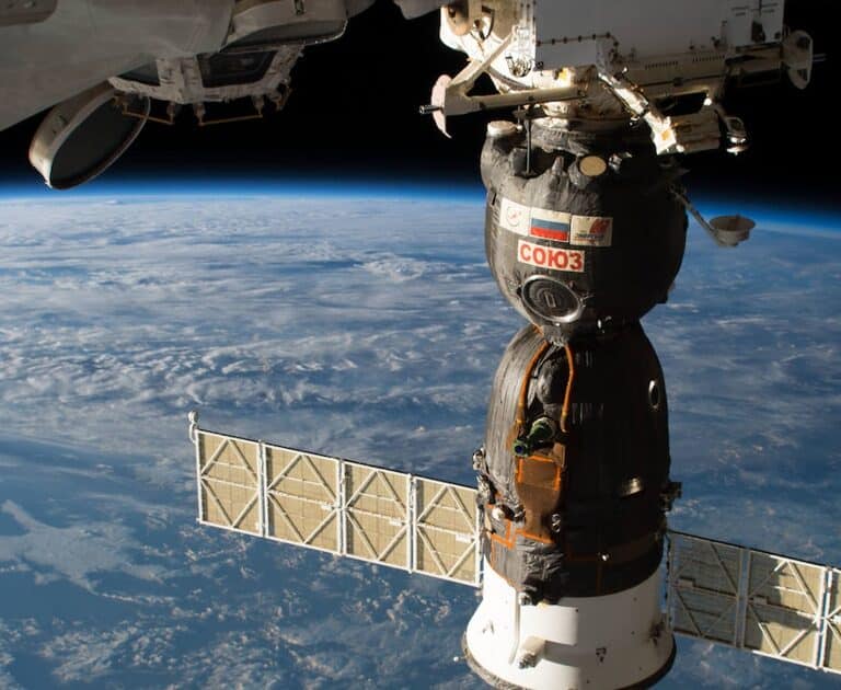 Rusia enviará una Soyuz vacía para traer a tres tripulantes de la Estación Espacial Internacional