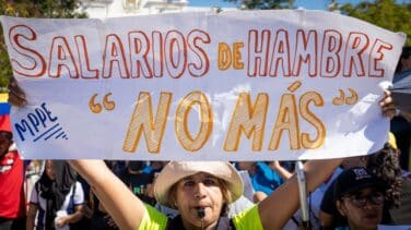 Venezuela en su laberinto: la sociedad en llamas y la oposición a la greña