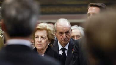 Don Juan Carlos: "Niego haber tenido una relación amorosa con doña Rosario Palacios"