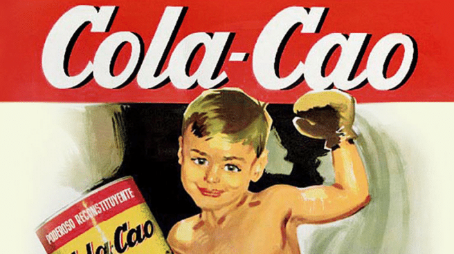 A classic ColaCao ad from the 40s showing a boy with a bottle of ColaCao and boxing gloves.