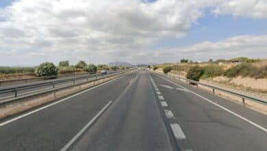 Un accidente de tráfico en Alicante termina con un disparo en la pierna y un culatazo en la cabeza