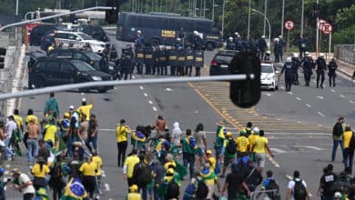 Sánchez y Feijóo condenan el asalto al Congreso de Brasil por partidarios de Bolsonaro