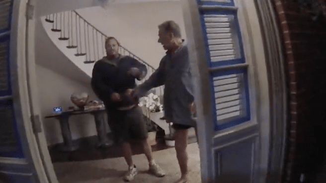 La policía difunde el vídeo del ataque con martillo al marido de Nancy Pelosi La policía difunde el vídeo del ataque con martillo al marido de Nancy Pelosi