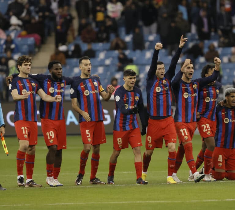 El Barça vence al Betis en los penaltis y habrá Clásico en la final de la Supercopa