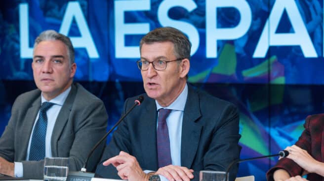 Feijóo preside la reunión de la Junta Directiva Nacional del PP
