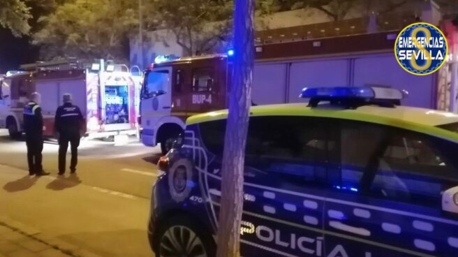 Miembros de la Policía Local de Sevilla. Miembros de la Policía Local de Sevilla.