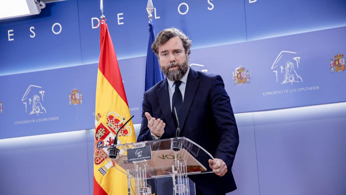 Espinosa rebaja el tono de Garriga y no prevé romper el gobierno de Castilla y León