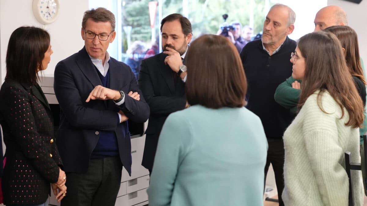 El presidente del PP, Alberto Núñez Feijóo, este miércoles en un acto con el sector sanitario en Cuenca.