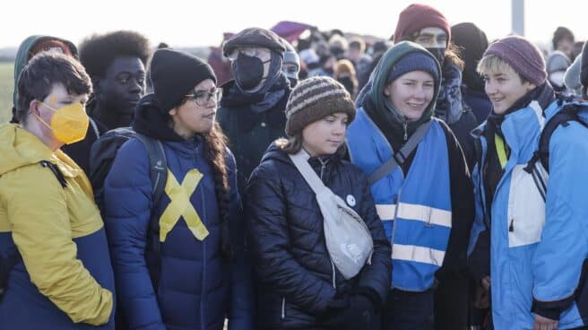 La activista climática Greta Thunberg, este martes durante una protesta contra una mina en Alemania.