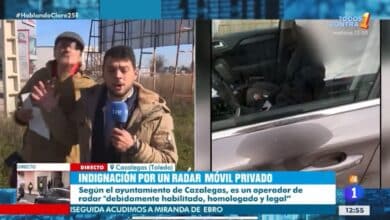 Momento surrealista en TVE: un hombre insulta a Pedro Sánchez durante una entrevista en directo por un radar