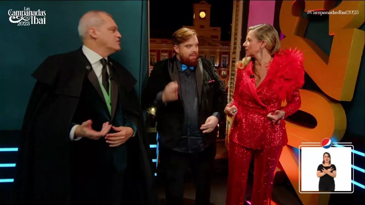 Kate Rompa La Nochevieja en televisión: el vestido de Pedroche, las 'clásicas ...