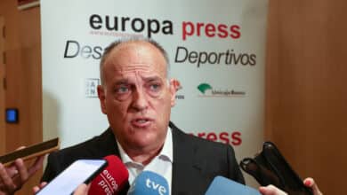 Tebas, a los ultras que amenazan a Vinicius antes del Real Madrid-Atlético: "Os localizaremos para que terminéis en la cárcel"