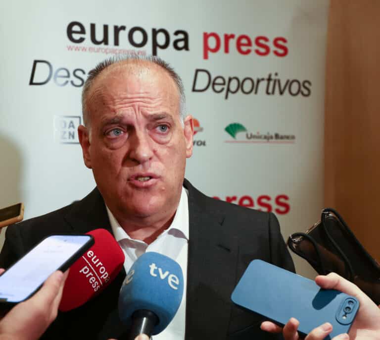 Tebas, a los ultras que amenazan a Vinicius antes del Real Madrid-Atlético: "Os localizaremos para que terminéis en la cárcel"
