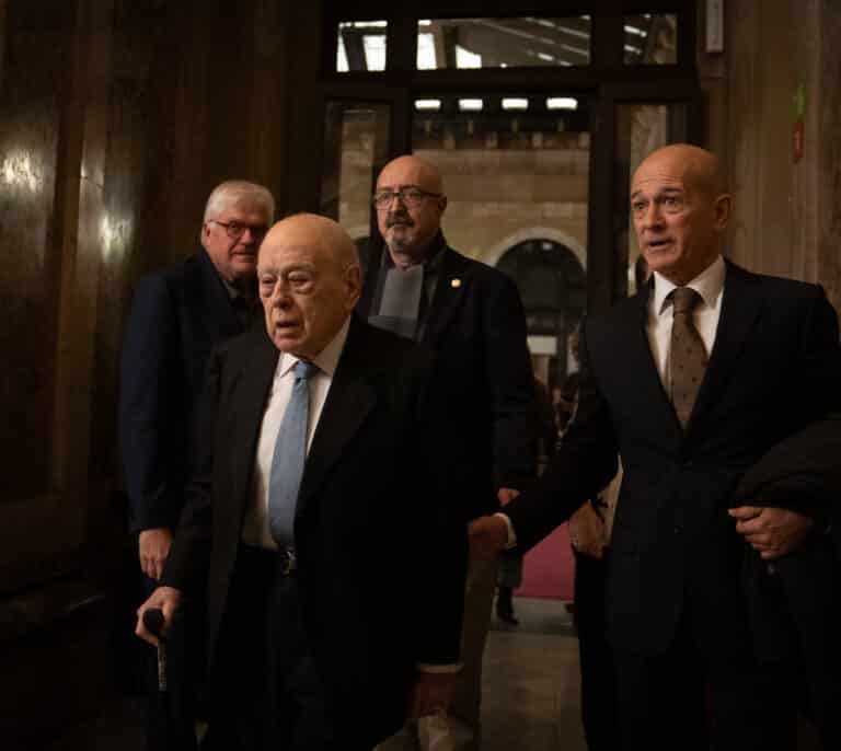 Jordi Pujol dice que la identidad catalana está "amenazada" por la "natalidad baja" y "tanta inmigración"