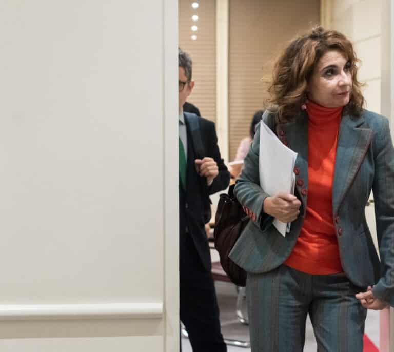 El Gobierno vuelve a acusar a Feijóo de "insolvente" pese a abrir la puerta a apoyar sus últimas medidas