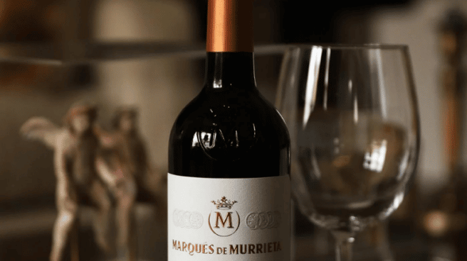 Botella de Marqués de Murrieta Reserva.