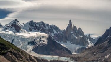 Dos montañeros vascos desaparecidos tras verse sorprendidos por una avalancha de nieve en la Patagonia