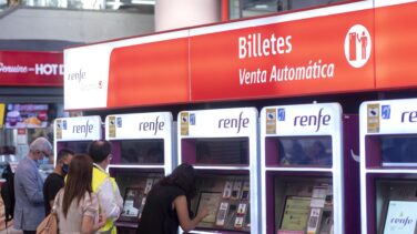 Los abonos disparan los viajes en Media Distancia y acercan las Cercanías a cifras prepandemia