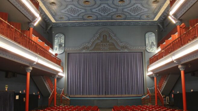 sala1cinedore.JPG Cine Doré de Madrid, donde se proyectan la mayoría de las películas de la Filmoteca.