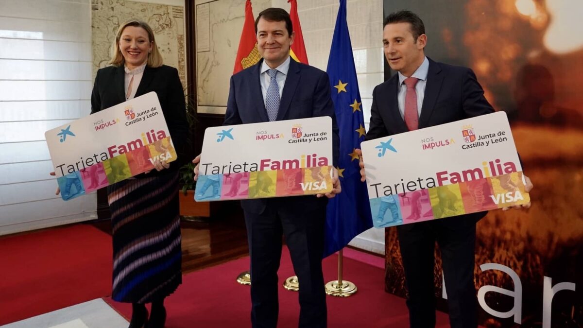 Alfonso Fernández Mañueco, durante la presentación de la Tarjeta Familia.