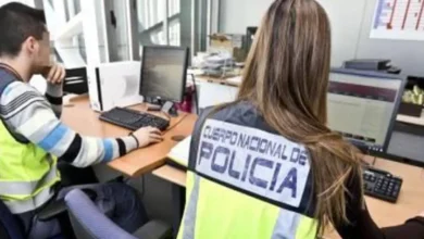 Detenida una fotógrafa de bodas, bautizos y comuniones que cobraba y no entregaba el material