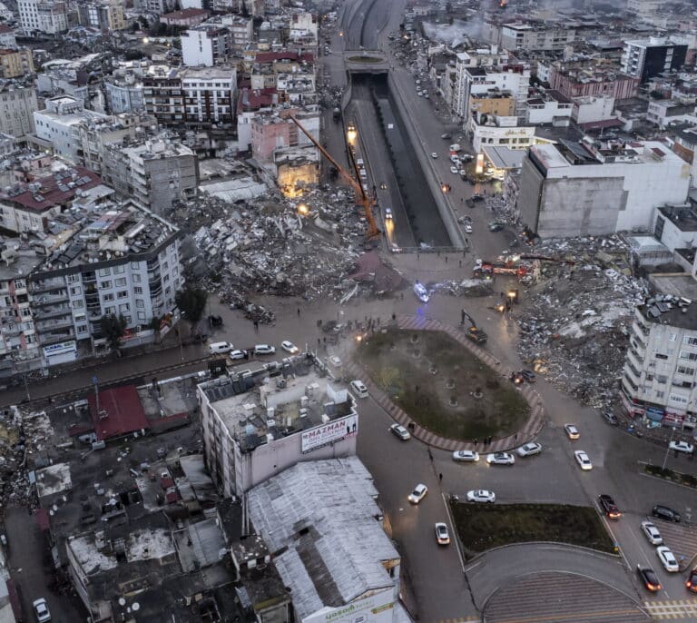 VÍDEO | La devastación en Turquía por los terremotos a vista de dron