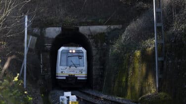 Renfe y CAF omitieron en sus informes de 2021 el retraso de los trenes de Asturias y Cantabria