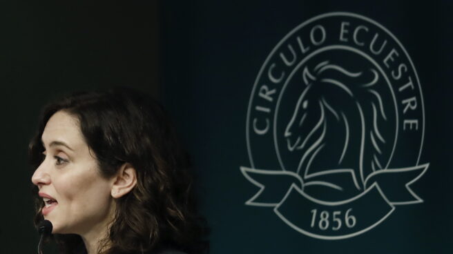 Isabel Díaz Ayuso en el Círculo Ecuestre de Barcelona. Isabel Díaz Ayuso en el Círculo Ecuestre de Barcelona.