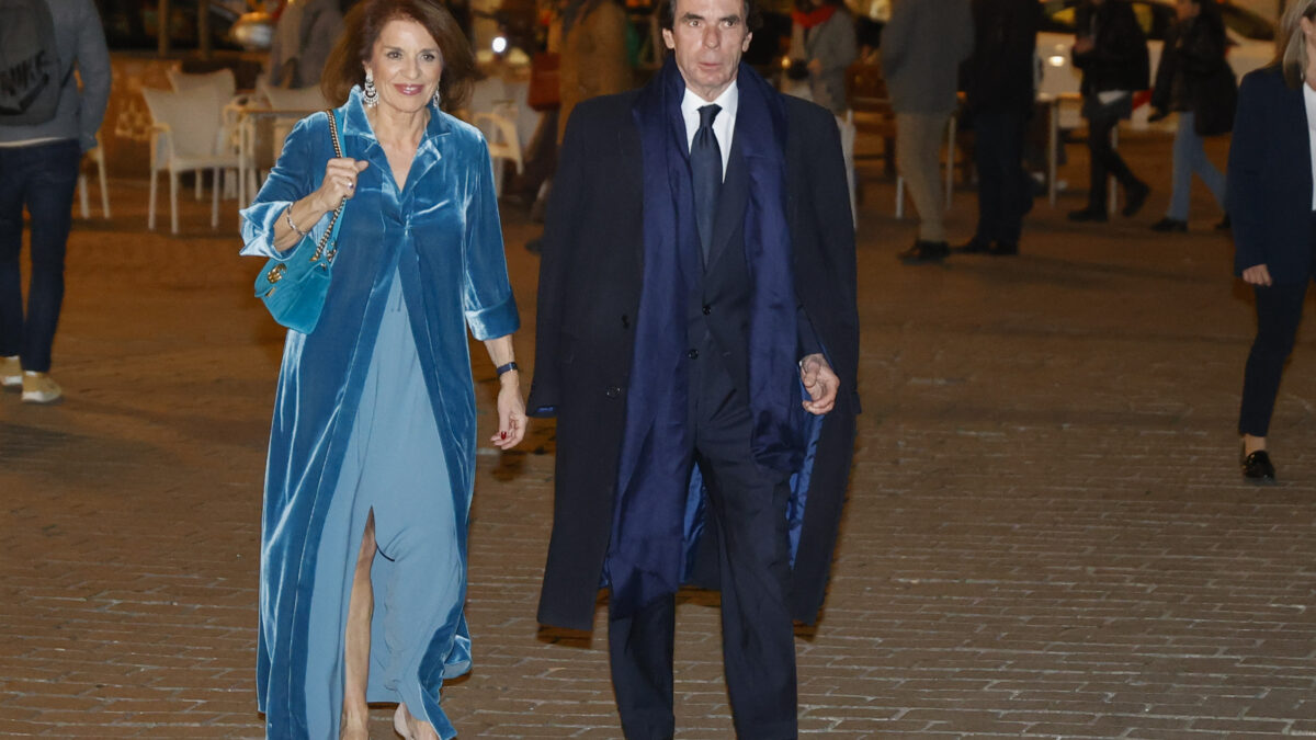 Aznar celebra su 70 cumpleaños con amigos y miembros del PP en el Teatro Real