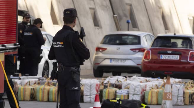 La Policía Nacional y el Servicio de Vigilancia Aduanera