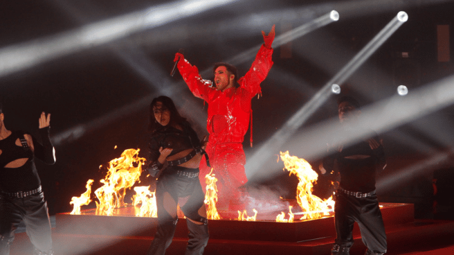 El artista Agoney durante su actuación en la primera semifinal del Benidorm Fest 2023