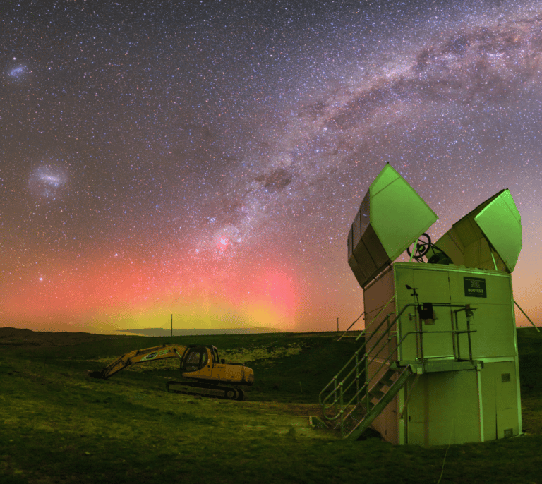 El CSIC crea la red de vigilancia espacial más completa del mundo