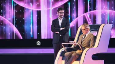 Juanra Bonet estrena 'El círculo de los famosos' con Lorenzo Caprile, Lorena Castell o Boris Izaguirre