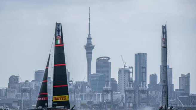 Luna Rossa Prada Pirelli en la Prada America's Cup World Series Auckland Race