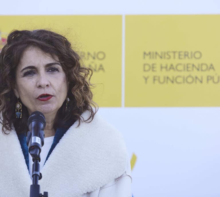 700.000 personas tendrán que pagar impuestos por el retraso de Hacienda para saldar sus deudas