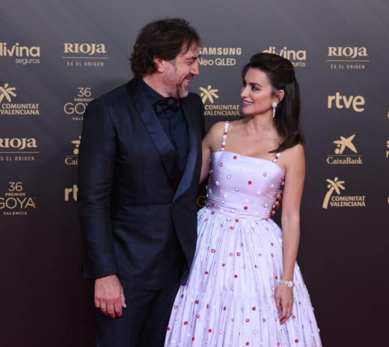 Besos, abrazos y palabras de amor: el lado más romántico (o no) de los Goya