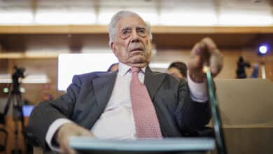 Mario Vargas Llosa: "Nunca jamás en la vida se me hubiera ocurrido ridiculizar a Isabel"