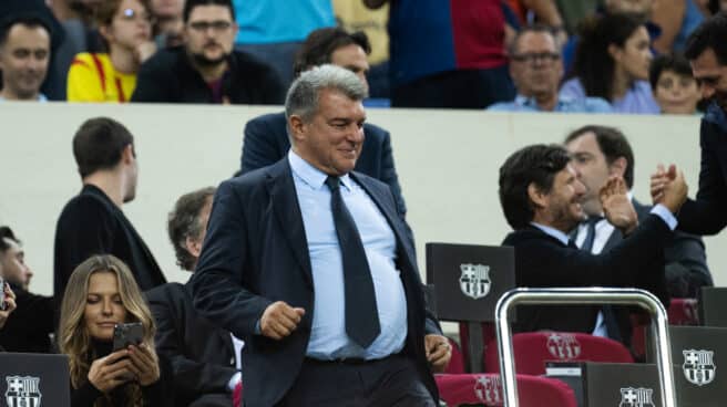 Laporta, presidente del Barcelona, investigado por currupción por el caso Negreira Joan Laporta, presidente del Fútbol Club Barcelona