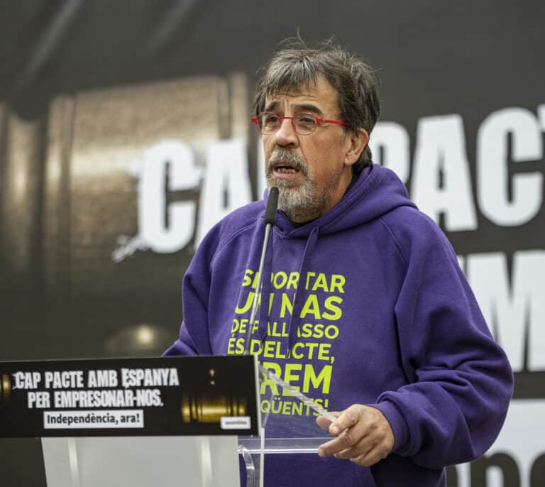 Dimiten en bloque el vicepresidente de la ANC y otros 13 secretarios