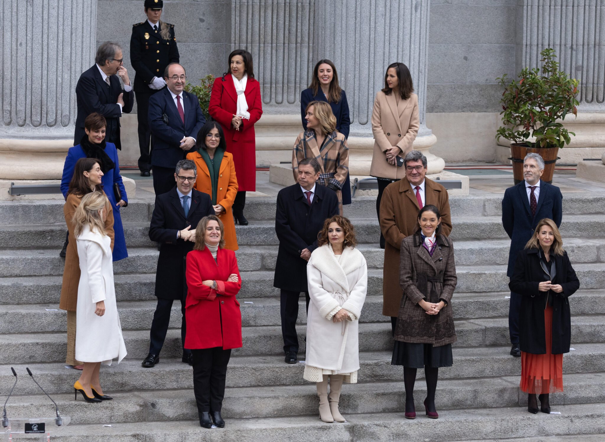 Algunos ministros del Gobierno de España durante el acto institucional por el Día de la Constitución, en el Congreso de los Diputados.