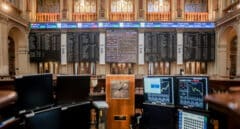 La banca, con subidas de hasta el 7%, empuja al Ibex a recuperar los 9.000 puntos