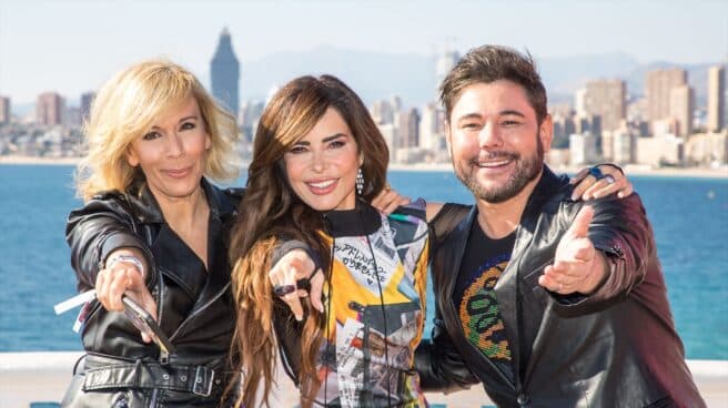 María Eizaguirre, Gloria Trevi y Miguel Poveda, en la presentación de la segunda semifinal del 'Benidorm Fest' María Eizaguirre, Gloria Trevi y Miguel Poveda, en la presentación de la segunda semifinal del 'Benidorm Fest'